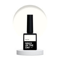 NAILSOFTHEDAY Milky top